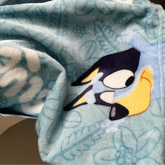 Bluey Throw - Picture 4 of 4